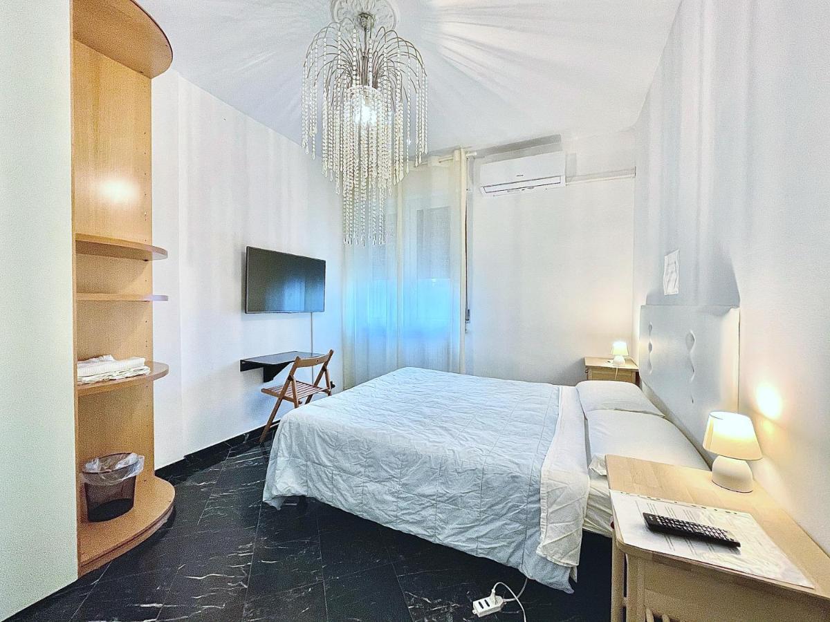 Airport Suites - 2 Pisa Luaran gambar